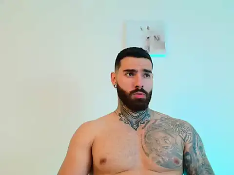 Snapshot of silvano_torres chatting on 02/04/26, 03:45 silvano torres online show from 02/04/26, 03:45