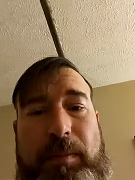 Snapshot of bongripingclitlicker chatting on 12/14/24, 03:25 bongripingclitlicker online show from 12/14/24, 03:25