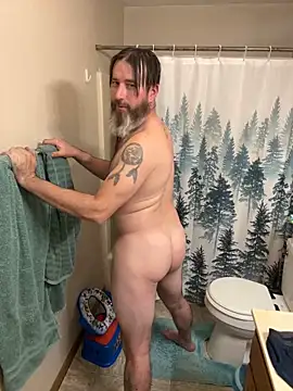 Snapshot of bongripingclitlicker chatting on 03/06/25, 05:46 bongripingclitlicker online show from 03/06/25, 05:46