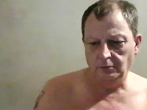 Snapshot of chubbybear2cum chatting on 12/13/24, 02:54 chubbybear2cum online show from 12/13/24, 02:54