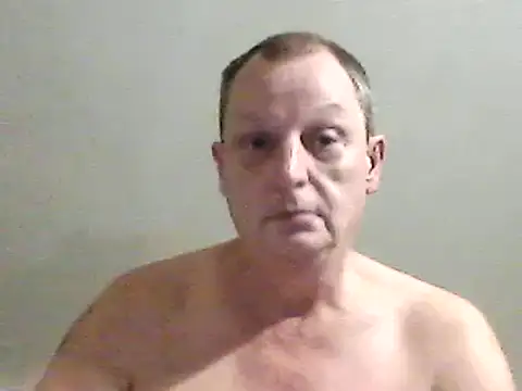 Snapshot of chubbybear2cum chatting on 12/31/24, 08:26 chubbybear2cum online show from 12/31/24, 08:26