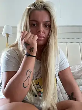 IrishTeenBarbie69 online show from 03/14/26, 12:32