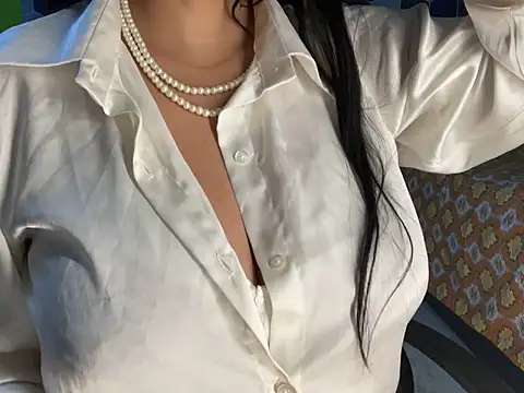 Aishwarya 101  online show from 03/06/25, 05:35