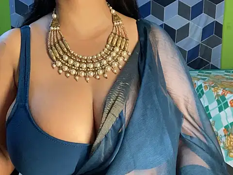 Aishwarya 101  online show from 03/13/25, 05:07