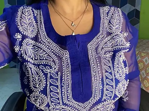 Aishwarya 101  online show from 03/14/25, 06:18