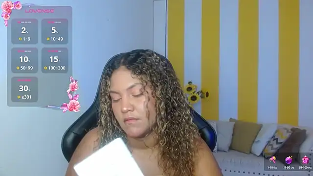 Snapshot of Cristal_War chatting on 01/29/25, 11:35 Cristal War online show from 01/29/25, 11:35