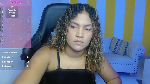 Snapshot of Cristal_War chatting on 03/05/25, 11:38 Cristal War online show from 03/05/25, 11:38