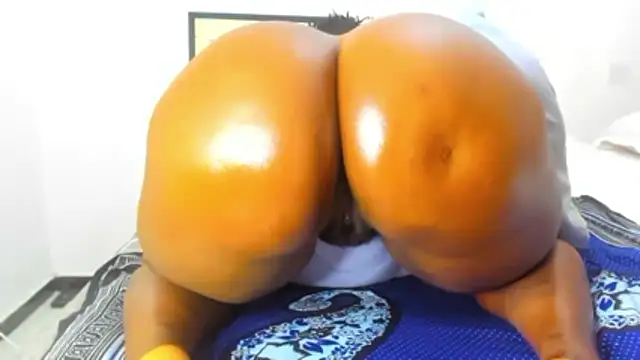 Snapshot of Natasha_Spencer chatting on 01/13/26, 04:29 Natasha Spencer online show from 01/13/26, 04:29