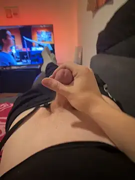 Snapshot of sollzii chatting on 02/07/25, 05:18 sollzii online show from 02/07/25, 05:18