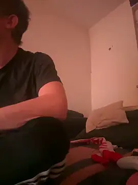 Snapshot of sollzii chatting on 03/12/25, 12:31 sollzii online show from 03/12/25, 12:31