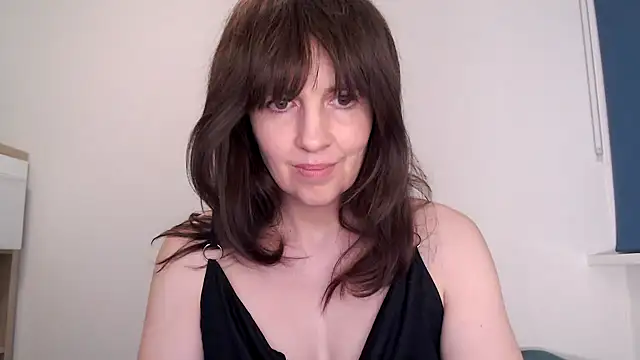 Ella Next Door online show from 03/18/26, 10:13