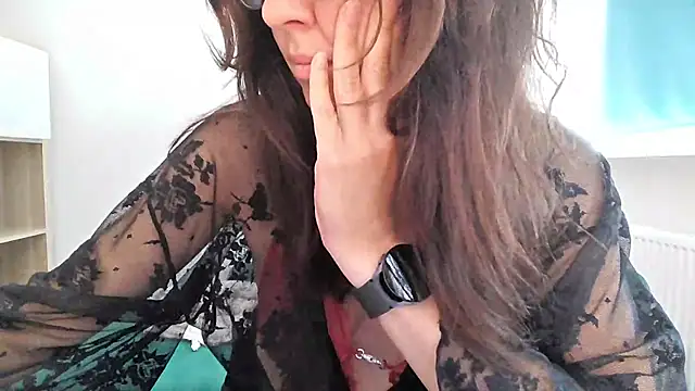 Ella Next Door online show from 07/17/26, 10:00