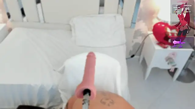 Miliaangeles online show from 12/22/25, 11:40