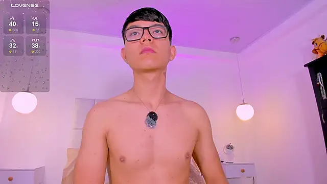 CodyTwink online show from 06/01/26, 03:47