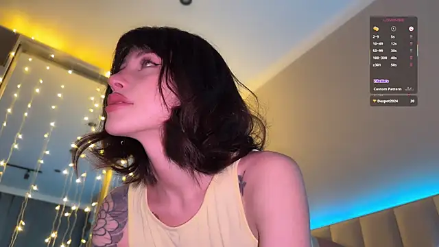 ellie miu online show from 02/10/26, 07:51