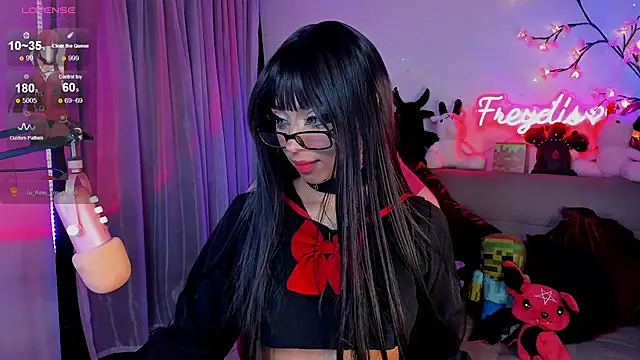 Miss freydis online show from 04/15/26, 06:31