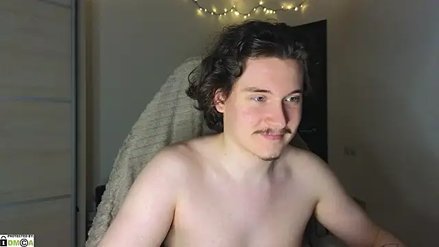 Snapshot of MoreRealAlex chatting on 09/24/25, 11:35 MoreRealAlex online show from 09/24/25, 11:35