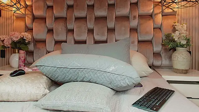 JenSexy  online show from 04/18/26, 07:58