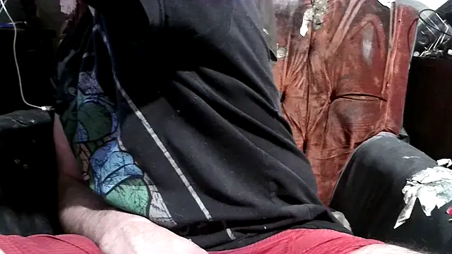 Snapshot of robeaulieu02 chatting on 12/29/24, 05:42 robeaulieu02 online show from 12/29/24, 05:42