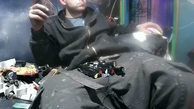 Snapshot of robeaulieu02 chatting on 02/06/25, 04:42 robeaulieu02 online show from 02/06/25, 04:42