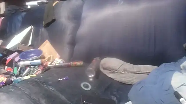 Snapshot of robeaulieu02 chatting on 02/28/25, 07:37 robeaulieu02 online show from 02/28/25, 07:37