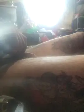 Snapshot of robeaulieu02 chatting on 11/02/25, 01:46 robeaulieu02 online show from 11/02/25, 01:46