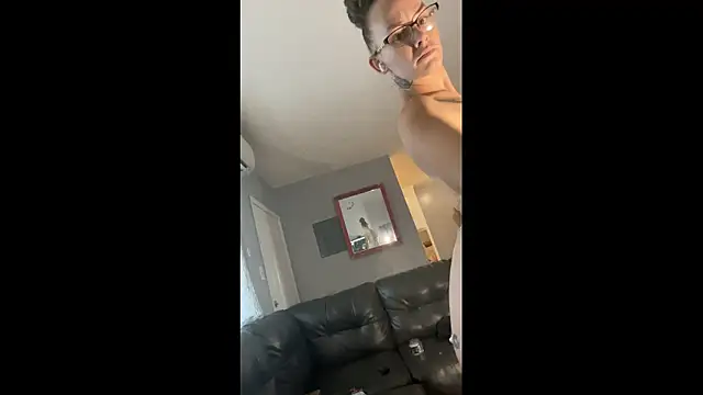 Snapshot of caliisno chatting on 11/06/25, 07:26 caliisno online show from 11/06/25, 07:26