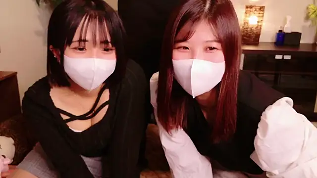 Snapshot of ManaMi-maru chatting on 01/05/25, 12:42 ManaMi-maru online show from 01/05/25, 12:42