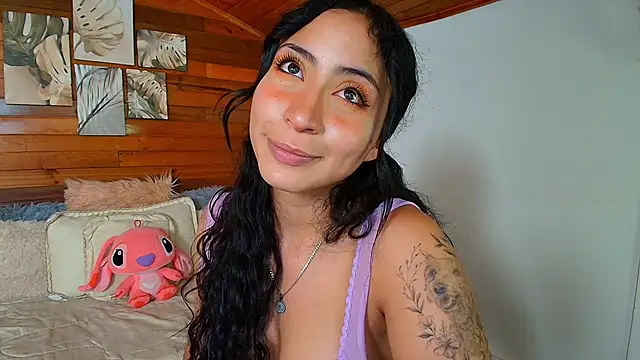 amber curly online show from 03/24/26, 05:51