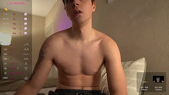 TaisonBrownX online show from 11/01/25, 10:06