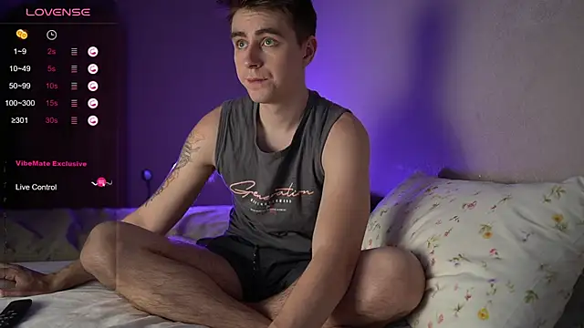 TaisonBrownX online show from 12/04/25, 07:22