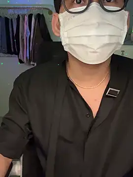 Snapshot of MinhTuanLive chatting on 03/14/25, 06:07 MinhTuanLive online show from 03/14/25, 06:07