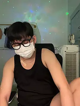 Snapshot of MinhTuanLive chatting on 03/16/25, 06:31 MinhTuanLive online show from 03/16/25, 06:31