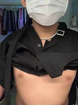 Snapshot of MinhTuanLive chatting on 03/18/25, 10:14 MinhTuanLive online show from 03/18/25, 10:14