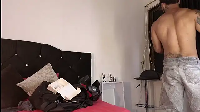 john cartter1 online show from 10/12/25, 10:58