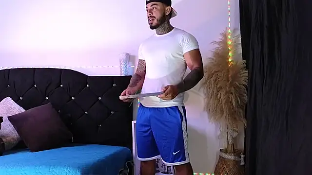 john cartter1 online show from 02/14/26, 12:13