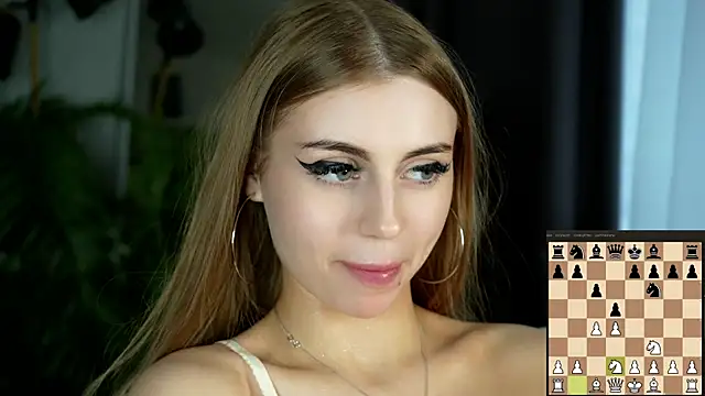 Sandy-the-Squirrel online show from 12/05/24, 11:16