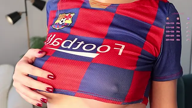 Sandy-the-Squirrel online show from 10/21/25, 07:42