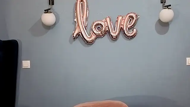 Snapshot of AnnaMaee chatting on 03/15/25, 01:52 AnnaMaee online show from 03/15/25, 01:52