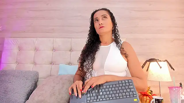 Holyjacky  online show from 10/26/25, 12:00