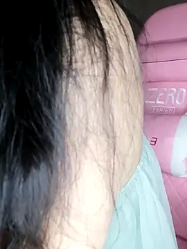 Snapshot of _Linez_ chatting on 03/16/25, 08:43  Linez  online show from 03/16/25, 08:43