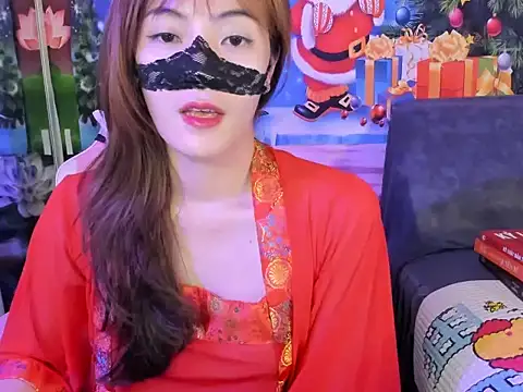 Snapshot of Sugar_lipsz chatting on 12/17/24, 04:34 Sugar lipsz online show from 12/17/24, 04:34