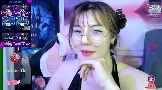 Snapshot of Sugar_lipsz chatting on 01/12/25, 03:25 Sugar lipsz online show from 01/12/25, 03:25