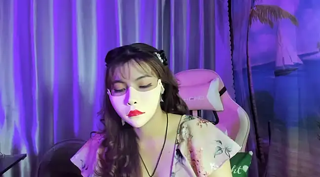 Snapshot of Sugar_lipsz chatting on 03/18/25, 03:53 Sugar lipsz online show from 03/18/25, 03:53