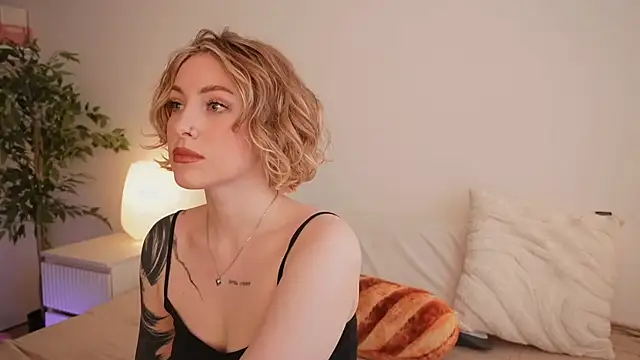 kris69kiss online show from 03/28/26, 01:33