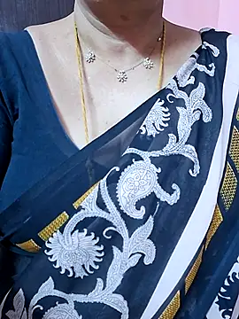 ananya956 online show from 07/18/26, 12:31