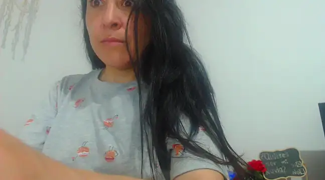 naughthyany16 online show from 02/03/25, 09:30