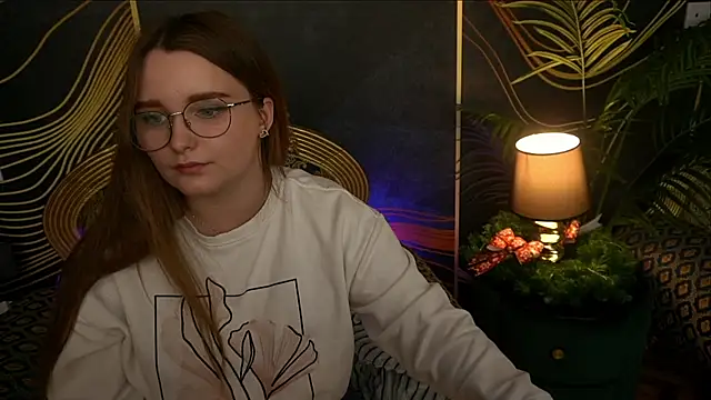 MagicPeachh  online show from 12/19/24, 05:18