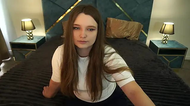 Snapshot of MagicPeachh_ chatting on 07/10/26, 12:52 MagicPeachh online show from 07/10/26, 12:52
