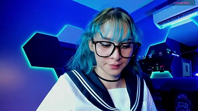 Ramona Flower online show from 12/16/25, 02:38